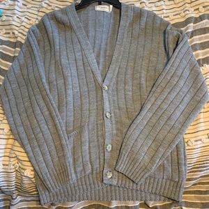 gray knit cardigan